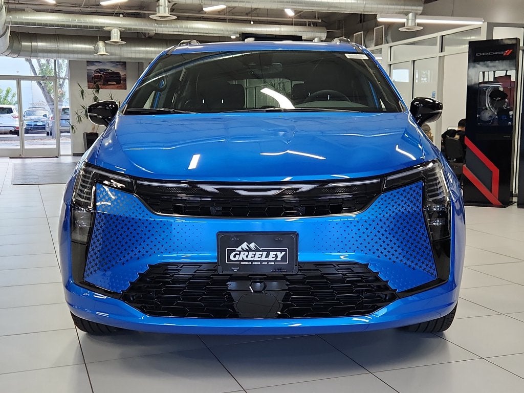 2027 Chrysler Pacifica Select