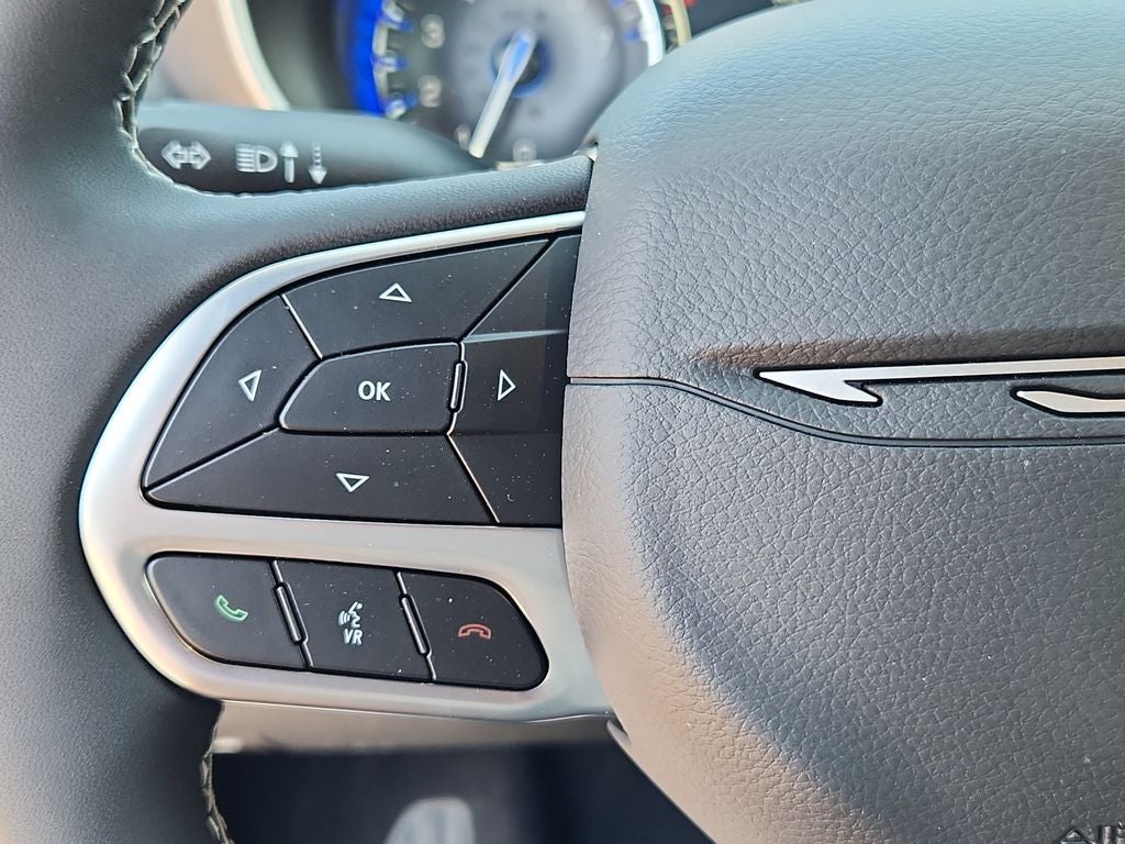 2027 Chrysler Pacifica PACIFICA SELECT AWD