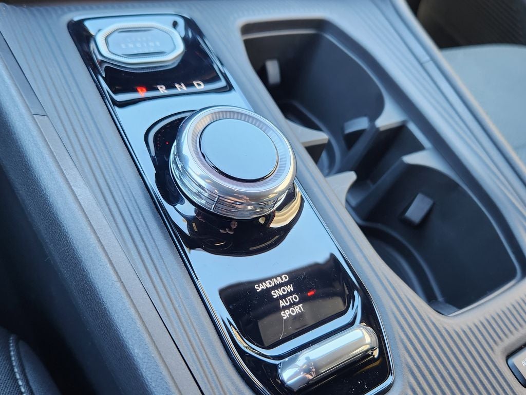 2026 Jeep Cherokee CHEROKEE LAREDO 4X4