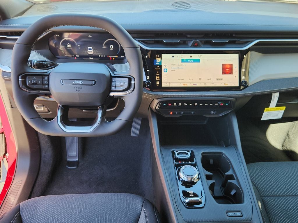 2026 Jeep Cherokee CHEROKEE LAREDO 4X4