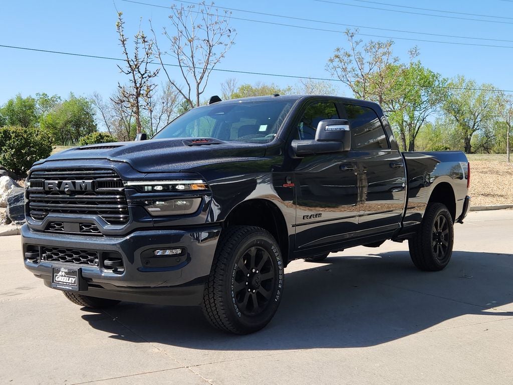 2026 RAM 3500 RAM 3500 LARAMIE CREW CAB 4X4 6'4' BOX