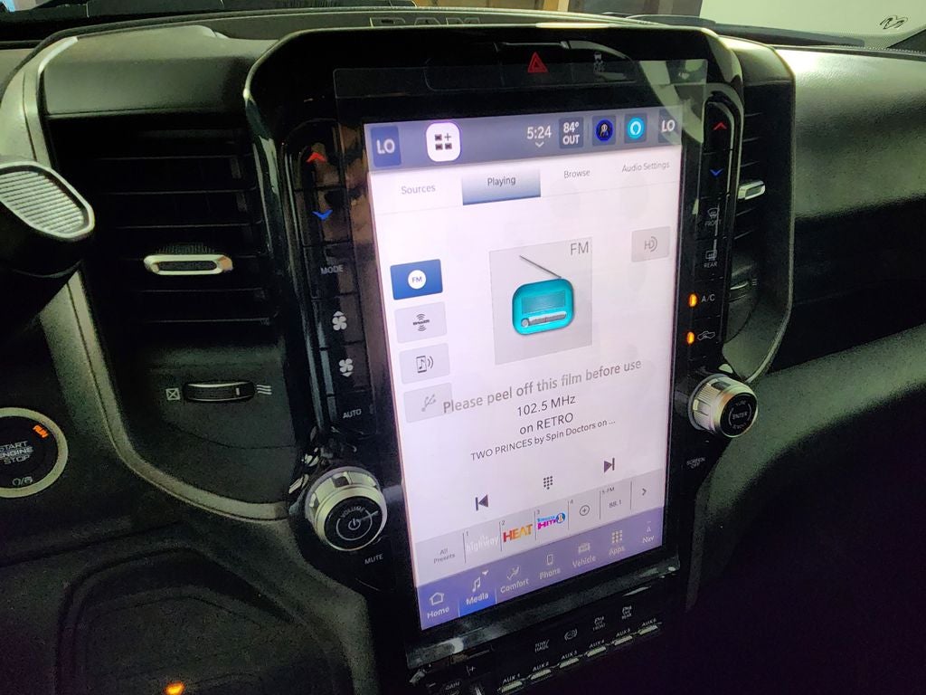 2025 RAM 2500 RAM 2500 TRADESMAN CREW CAB 4X4 6'4' BOX