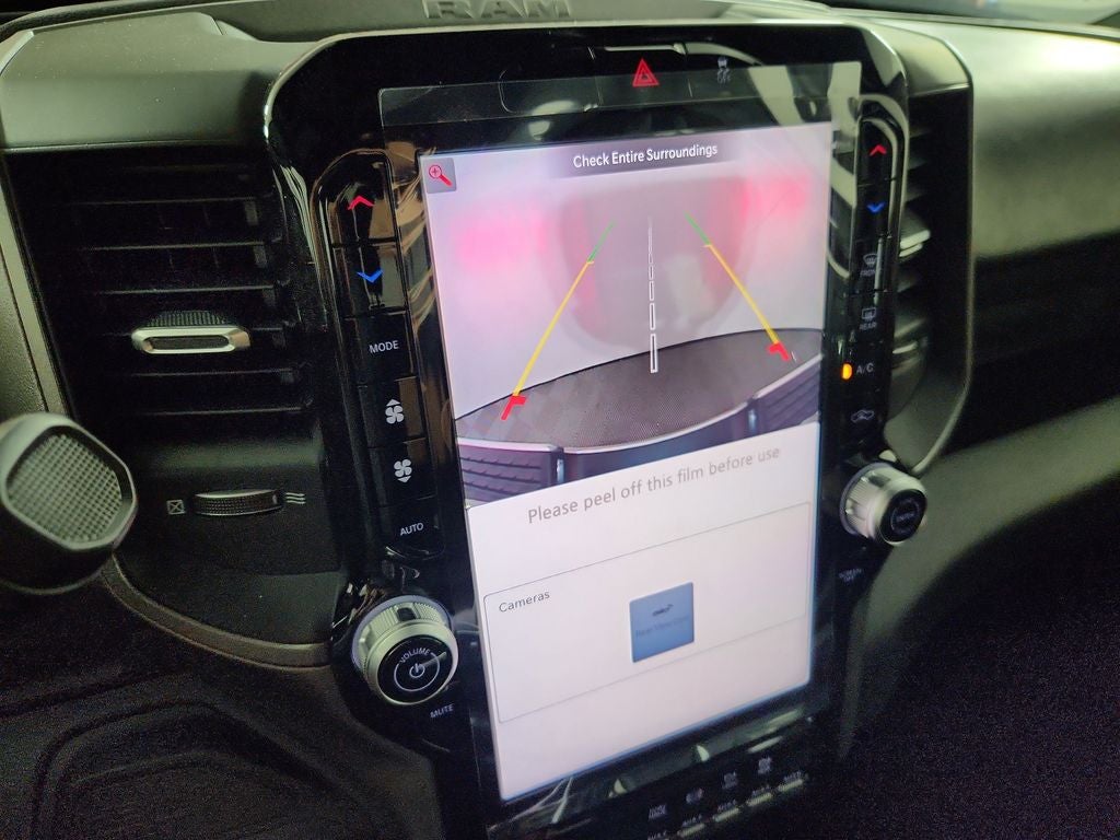 2025 RAM 2500 RAM 2500 TRADESMAN CREW CAB 4X4 6'4' BOX