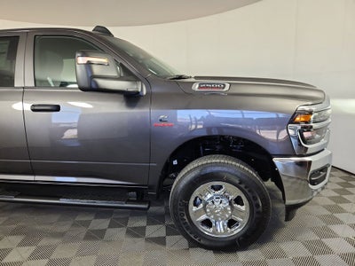 2025 RAM 2500 RAM 2500 TRADESMAN CREW CAB 4X4 6'4' BOX