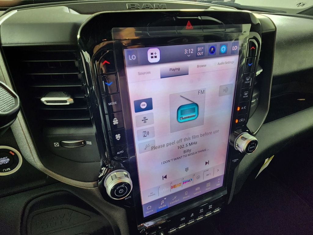 2025 RAM 2500 RAM 2500 TRADESMAN CREW CAB 4X4 6'4' BOX