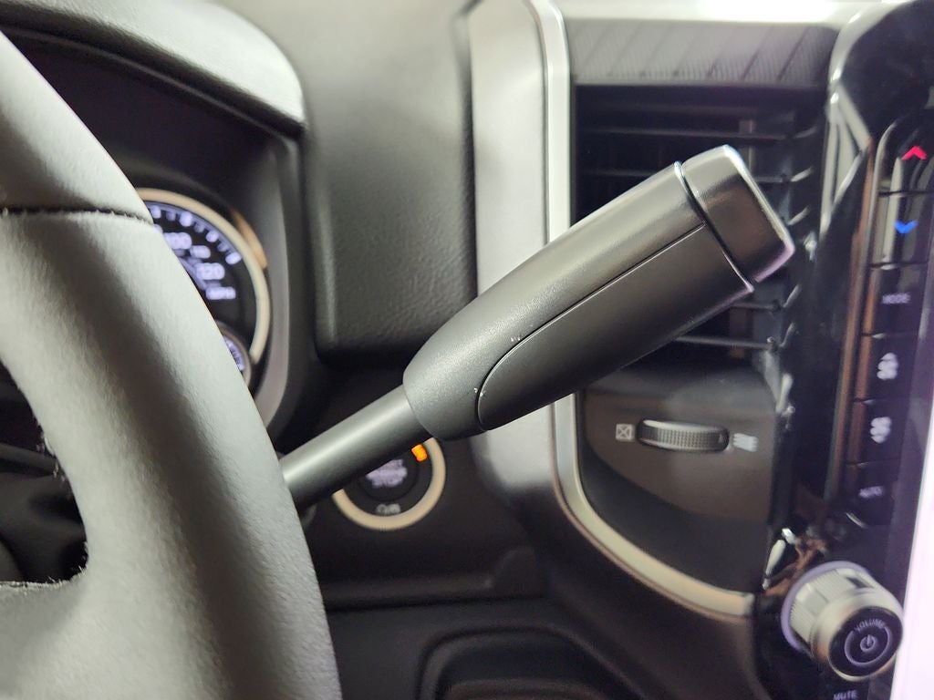 2025 RAM 2500 RAM 2500 BIG HORN CREW CAB 4X4 6'4' BOX