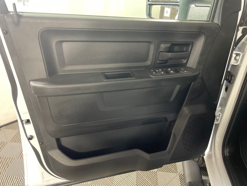 2026 RAM 2500 RAM 2500 TRADESMAN CREW CAB 4X4 8' BOX