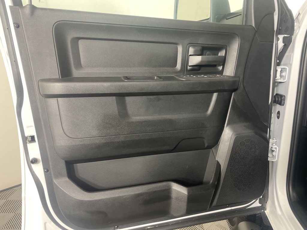 2026 RAM 2500 RAM 2500 TRADESMAN CREW CAB 4X4 8' BOX