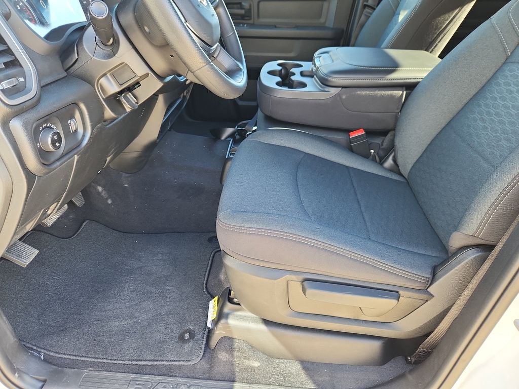 2026 RAM 3500 RAM 3500 TRADESMAN CREW CAB 4X4 8' BOX