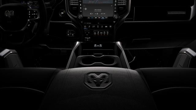 2026 RAM 3500 RAM 3500 LARAMIE CREW CAB 4X4 8' BOX