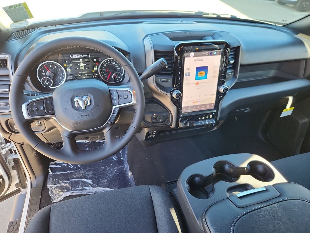 2026 RAM 2500 RAM 2500 TRADESMAN CREW CAB 4X4 6'4' BOX