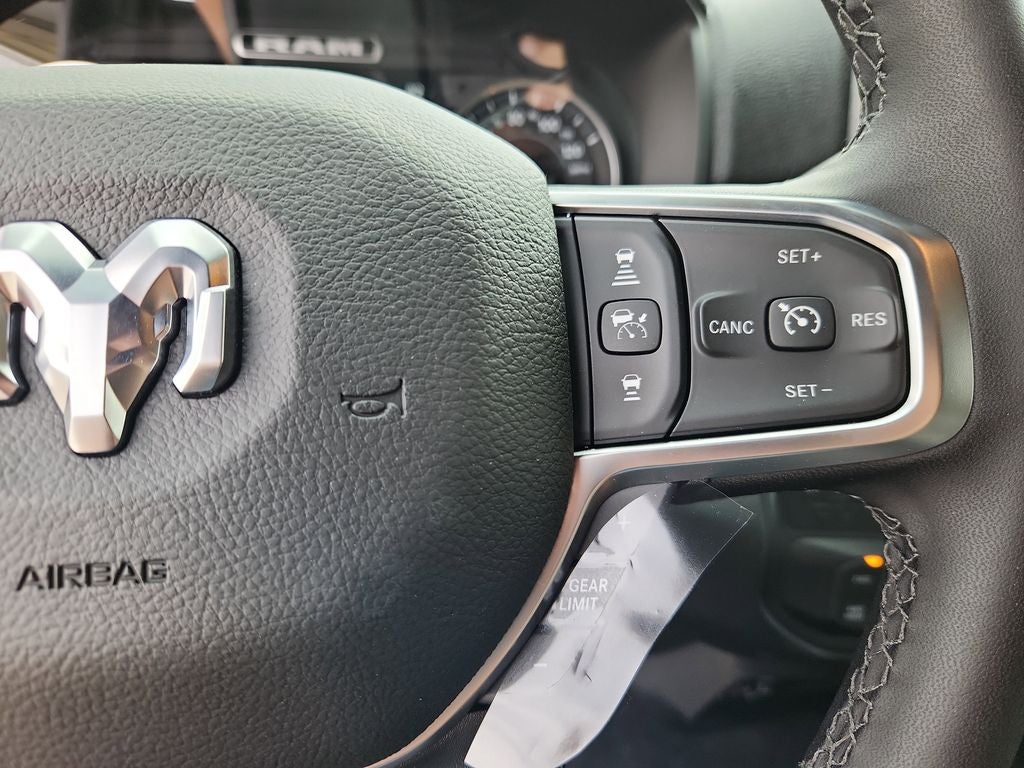 2026 RAM 2500 RAM 2500 TRADESMAN CREW CAB 4X4 6'4' BOX