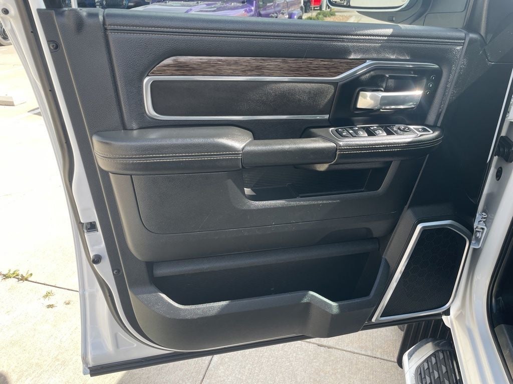 2021 RAM 2500 Laramie Crew Cab 4x4 6'4' Box