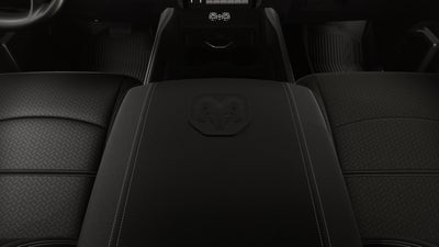 2026 RAM 5500 Chassis Cab RAM 5500 BIG HORN CHASSIS CREW CAB 4X4 84' CA