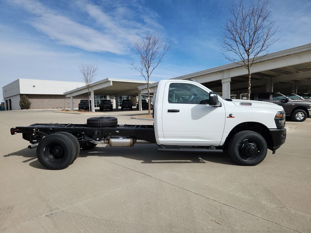 2026 RAM 3500 Chassis Cab RAM 3500 TRADESMAN CHASSIS REGULAR CAB 4X4 84' CA