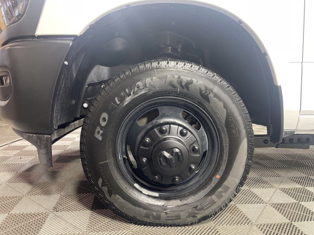 2026 RAM 3500 Chassis Cab RAM 3500 TRADESMAN CREW CAB CHASSIS 4X4 60' CA