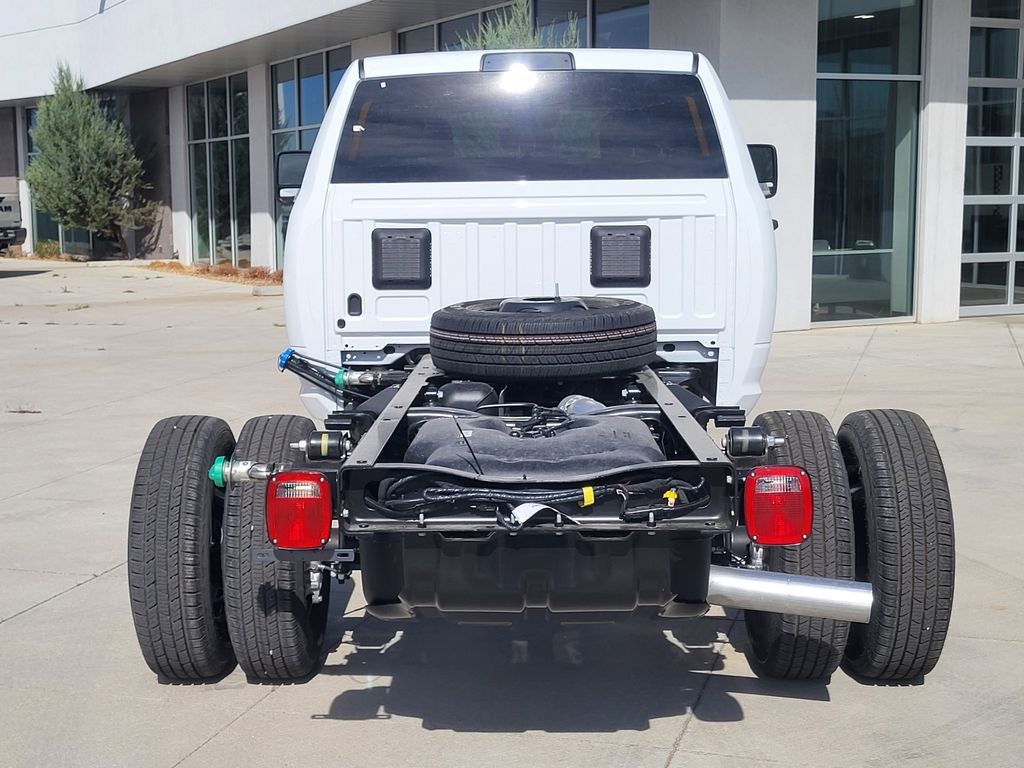 2026 RAM 3500 Chassis Cab RAM 3500 TRADESMAN CREW CAB CHASSIS 4X4 60' CA