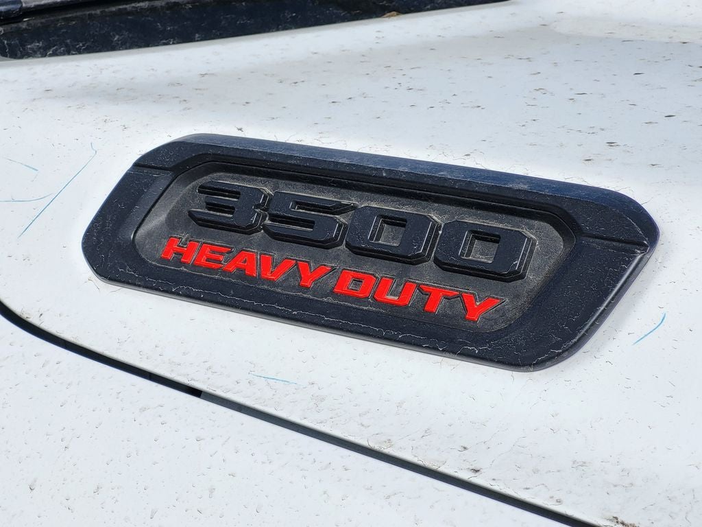 2026 RAM 3500 Chassis Cab RAM 3500 TRADESMAN CREW CAB CHASSIS 4X4 60' CA