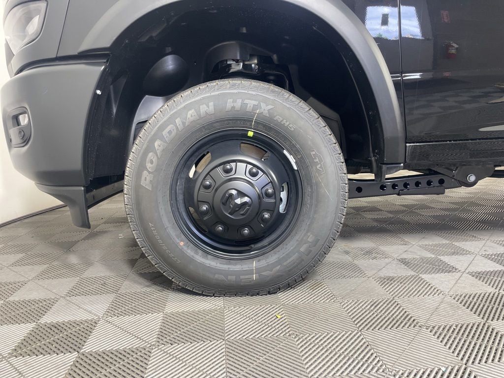 2026 RAM 3500 Chassis Cab RAM 3500 TRADESMAN CREW CAB CHASSIS 4X4 60' CA