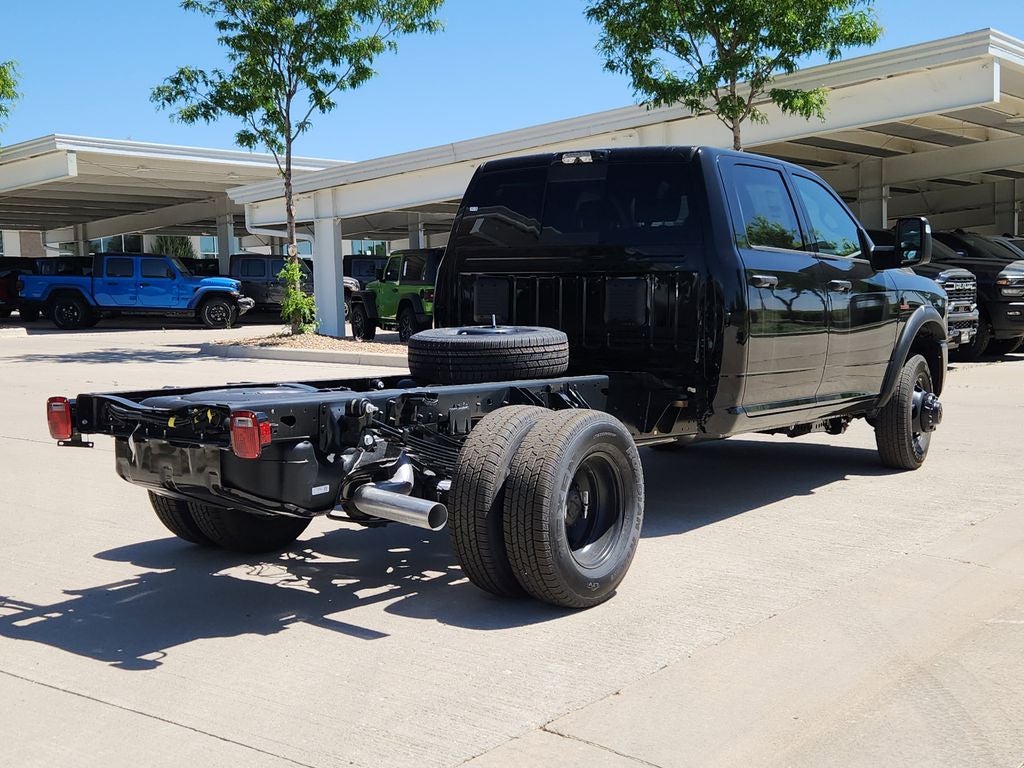 2026 RAM 3500 Chassis Cab RAM 3500 TRADESMAN CREW CAB CHASSIS 4X4 60' CA