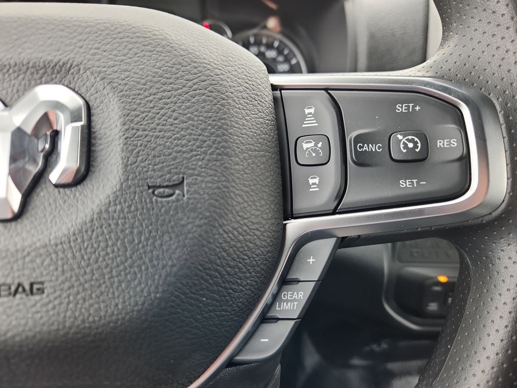 2026 RAM 3500 Chassis Cab RAM 3500 TRADESMAN CREW CAB CHASSIS 4X4 60' CA