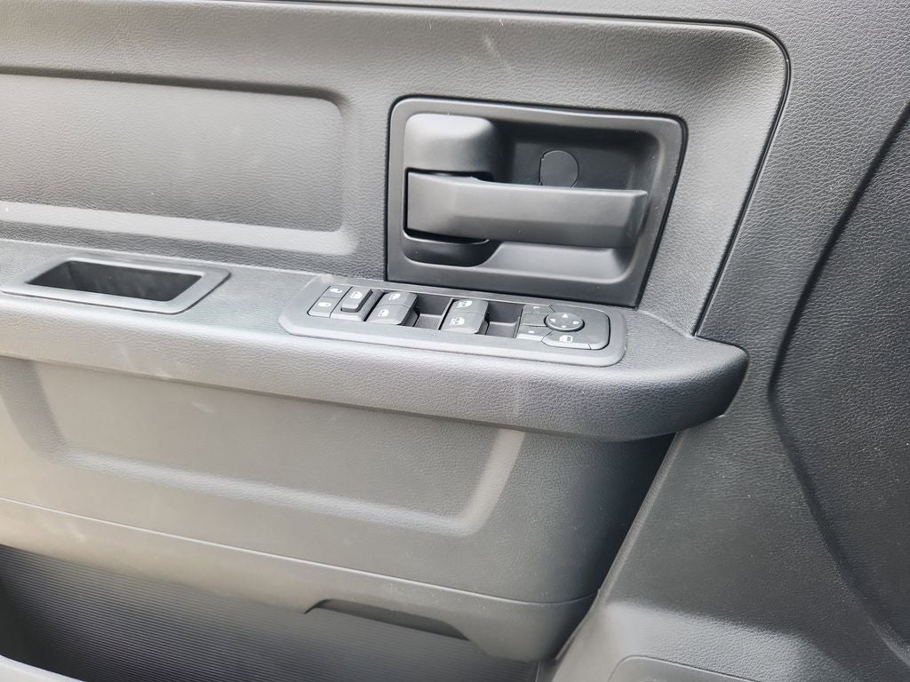 2026 RAM 3500 Chassis Cab RAM 3500 TRADESMAN CREW CAB CHASSIS 4X4 60' CA