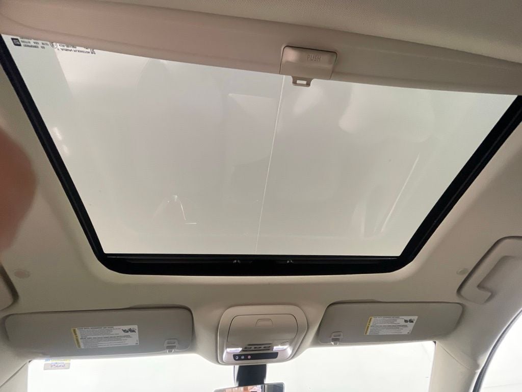 2022 Buick Enclave AWD Essence