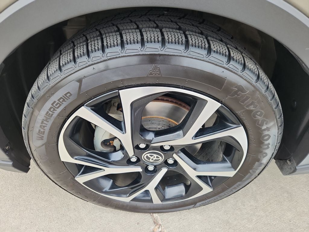 2021 Toyota C-HR XLE