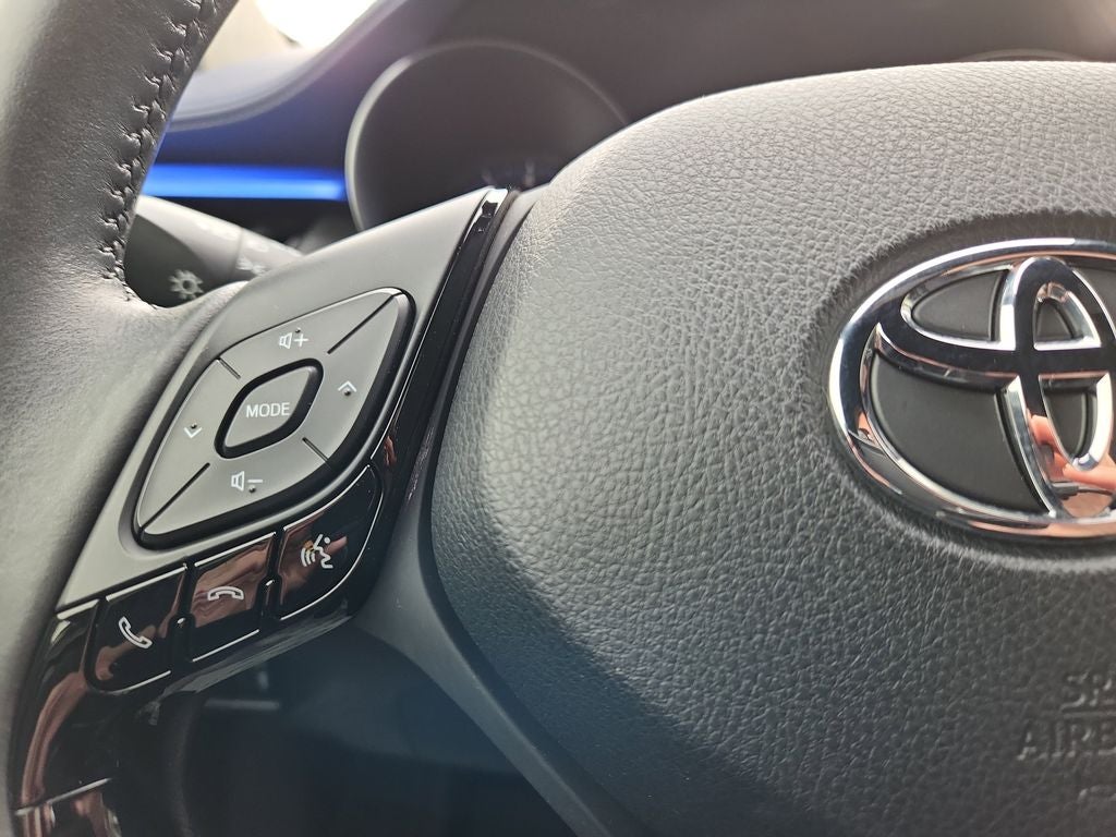 2021 Toyota C-HR XLE