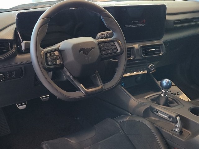 2025 Ford Mustang Dark Horse