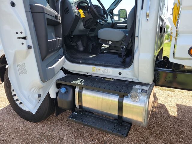 2027 Ford F-650SD Base
