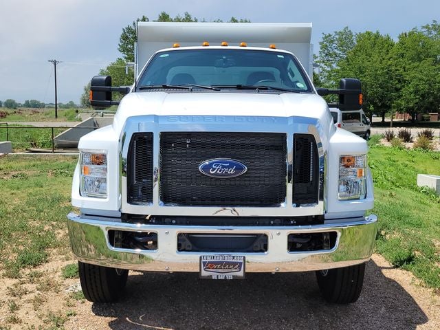 2027 Ford F-650SD Base