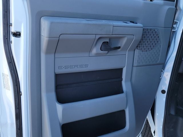 2026 Ford E-350SD Base Cutaway