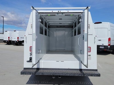 2025 Ford E-350SD Base Cutaway