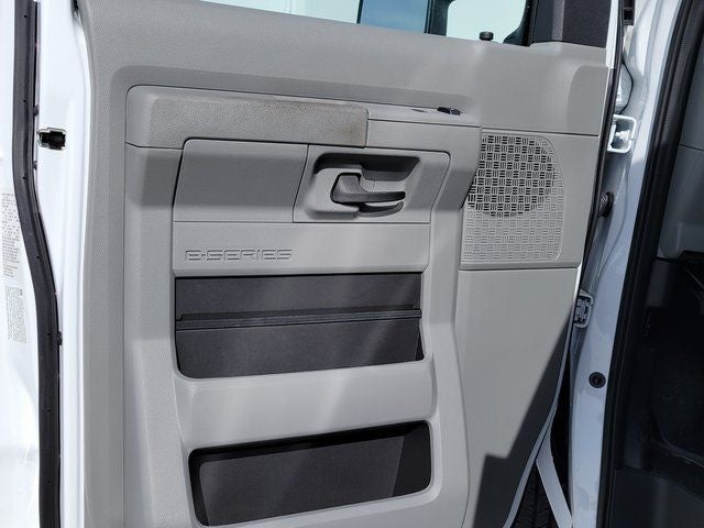 2025 Ford E-350SD Base Cutaway