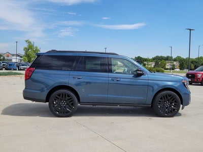 2027 Ford Expedition Platinum