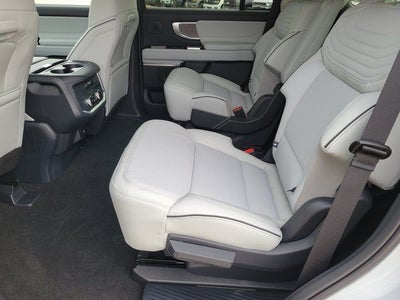 2026 Ford Expedition Platinum