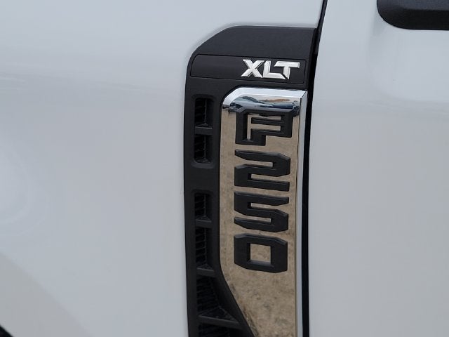 2027 Ford F-250 XLT