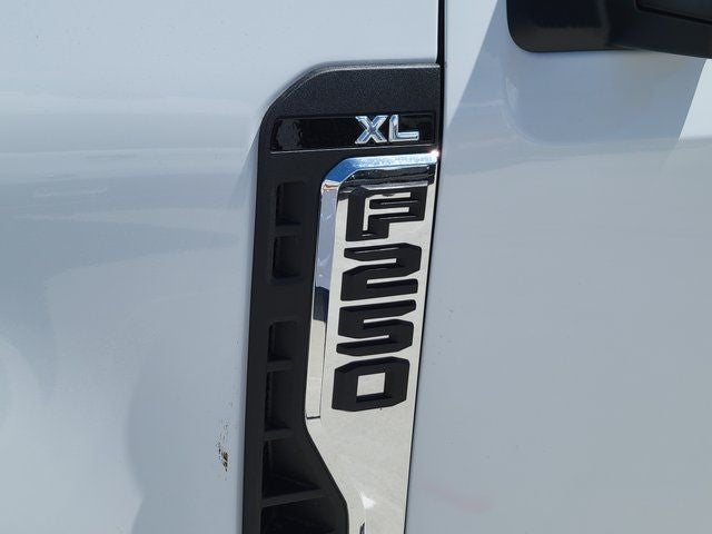 2025 Ford F-250SD XL
