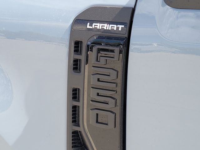 2027 Ford F-250 Lariat