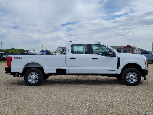 2027 Ford F-350 XL