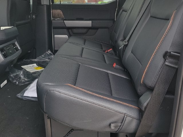 2027 Ford F-350 Lariat