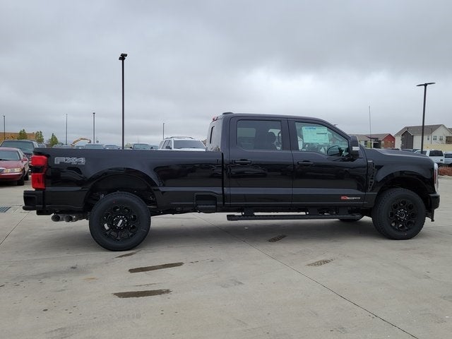 2025 Ford F-350SD Lariat