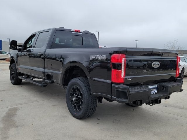 2025 Ford F-350SD Lariat