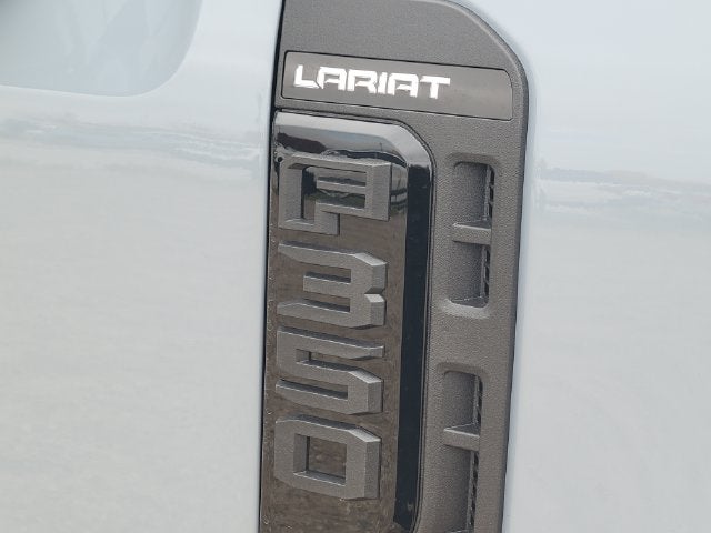 2027 Ford F-350 Lariat