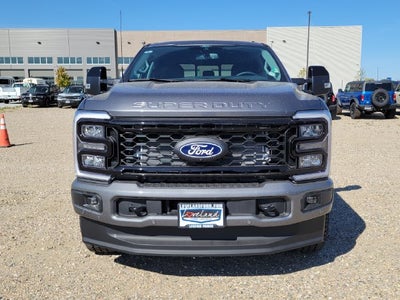 2027 Ford F-350 Lariat