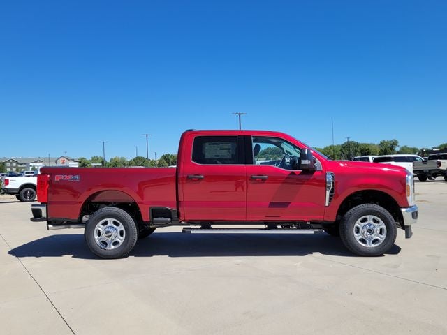 2027 Ford F-350 XLT