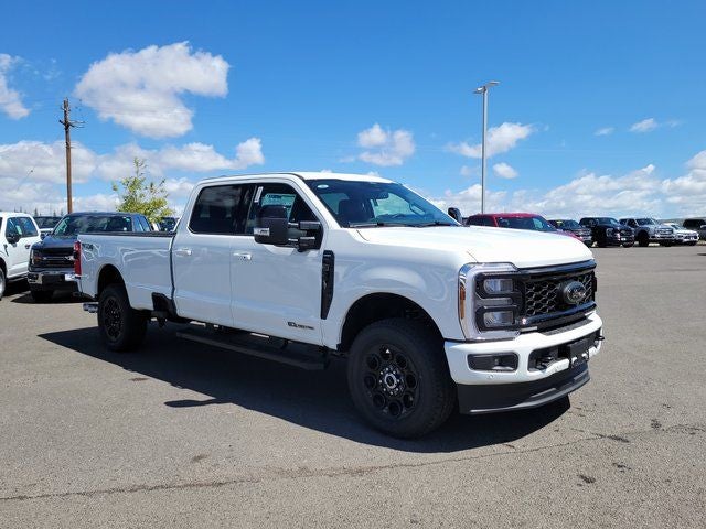 2025 Ford F-350SD Lariat