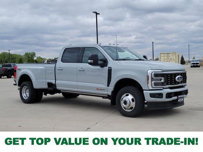 2026 Ford F-350SD Platinum DRW