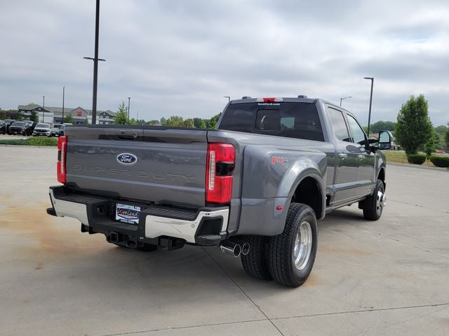 2026 Ford F-350SD Lariat DRW
